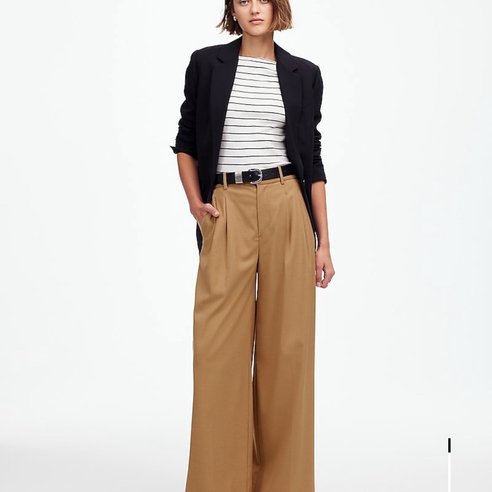 The Harlow Superwide-Leg Trouser in Brushed Twill